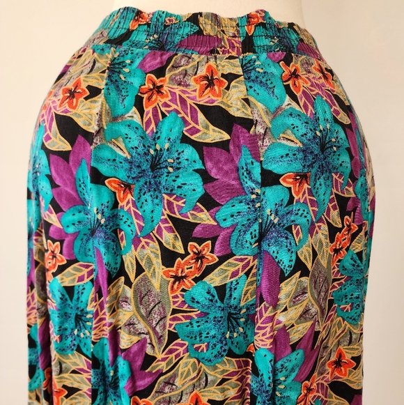 Vintage Norton McNaughton Teal and Purple Floral Teachers Skirt - Picture 7 of 9